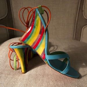 Brand New Claudia Ciuti wrap around wedge - size 9